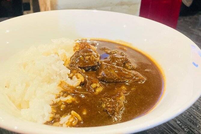 Cat Cafe & Bar Private Tour in Yanaka & Yushima - Indulging in Japanese Cuisine and Beverages