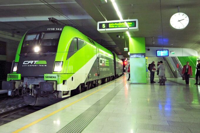 CAT Transfer: Vienna Airport – Wien Mitte - Tips for Travelers