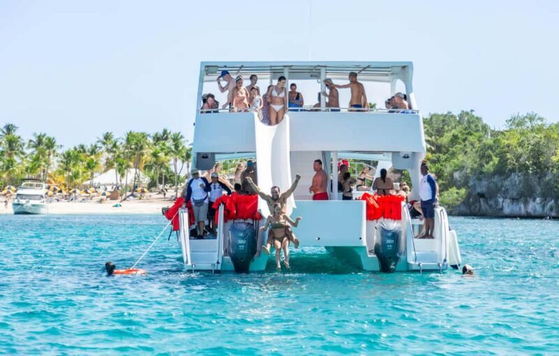 Catalina Snorkeling at The Wall & Altos de Chavón Tour - An In-Depth Look at the Catalina Snorkeling & Chavón Experience