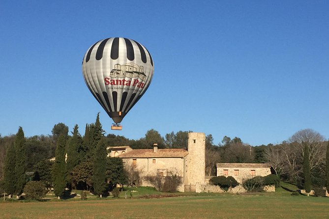 Catalonia Hot Air Balloon Ride and Breakfast Over the Volcanoes of La Garrotxa - Meeting Point and Pickup Details