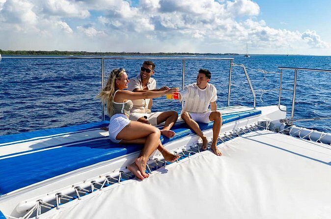 Catamaran along the Riviera Maya Snorkel food and open bar - Who Will Love This Tour?