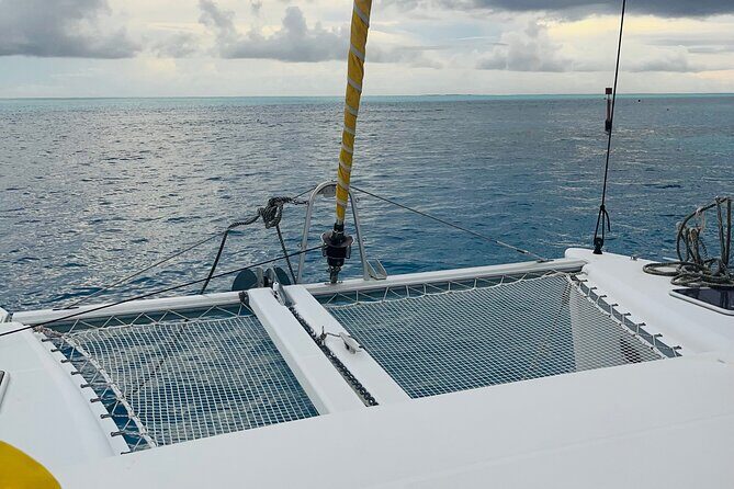 Catamaran Cruise - Leeward Islands  The Polynesian Escape - What the Reviews Say