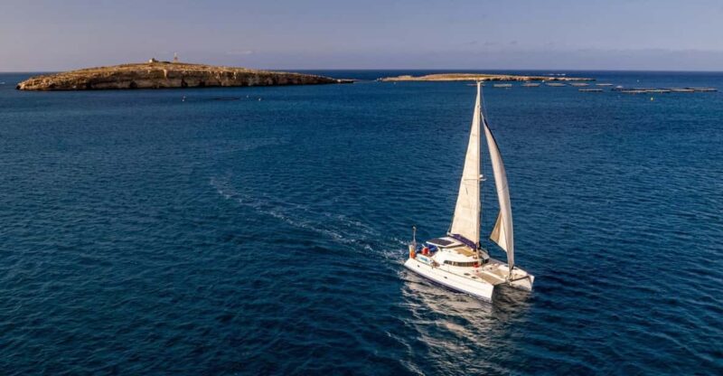 Catamaran Full Day Private Charter - Included Amenities