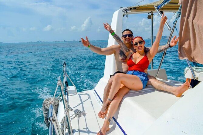 Catamaran Isla Mujeres, Beach Club and Drinks from Puerto Morelos - Beach Club Relaxation on Isla Mujeres