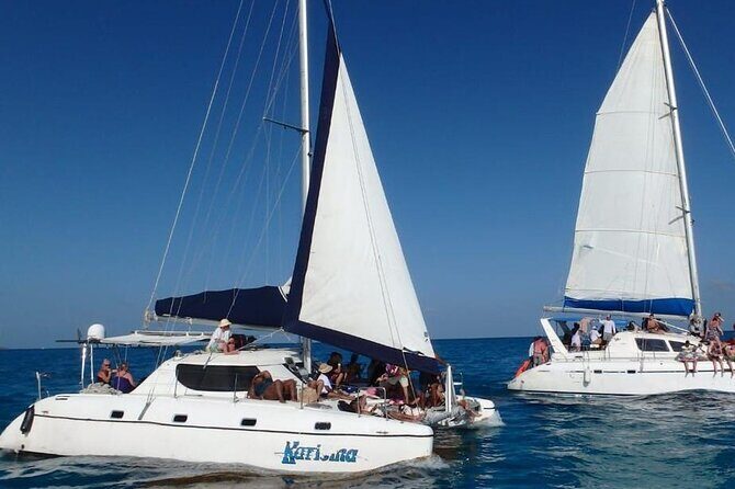 Catamaran Isla Mujeres, Beach Club and Drinks from Puerto Morelos - Return Sailing and Final Views