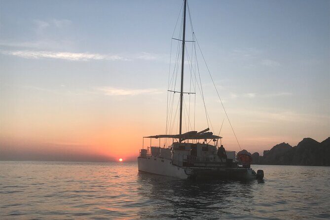 Catamaran LA TORTUGA SUNSET Private Cruise - Key Points