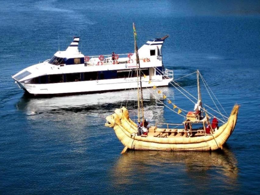 Catamaran on Lake Titicaca and Visit to the Isla Del Sol - Panoramic Views of Lake Titicaca