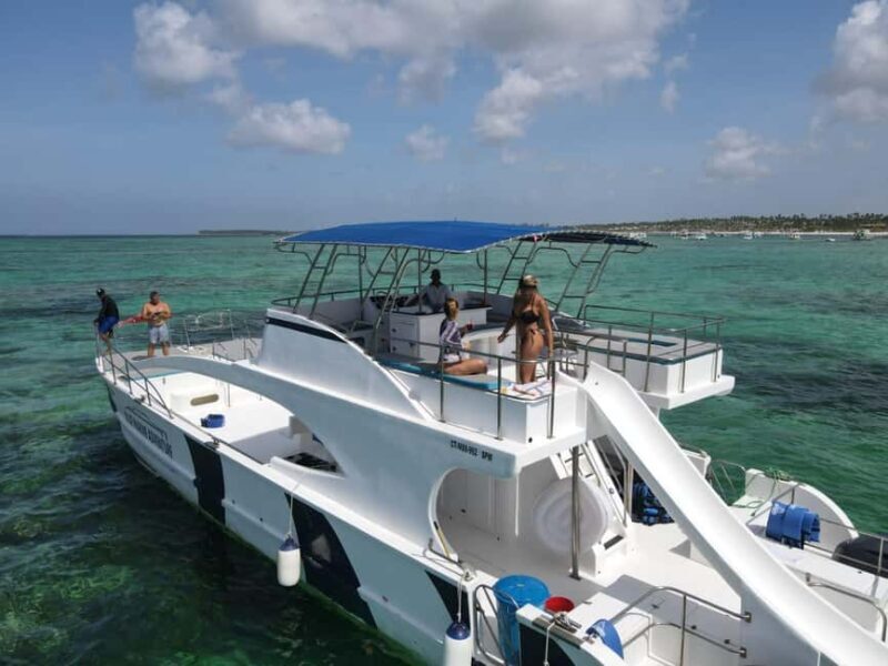 Catamaran party Boat con open bar y snorkeling en punta cana - Valuing the Experience: Cost, Duration, and Suitability