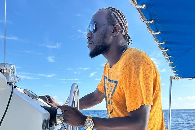 Catamaran private charter - Practical Details