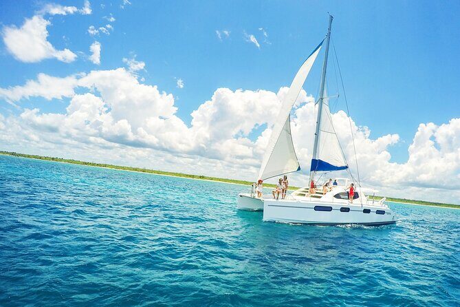 Catamaran Sailing and Snorkel Tour - Key Points