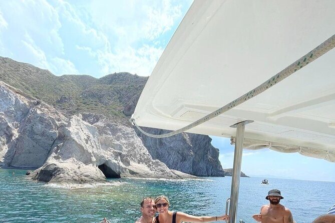 Catamaran Semi Cruise Paros Antiparos includes Food and Drinks - Who Should Book This Tour?