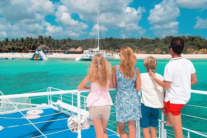 Catamaran to Isla Mujeres + Ice Bar pass: Open bar all day! - Analyzing the Value