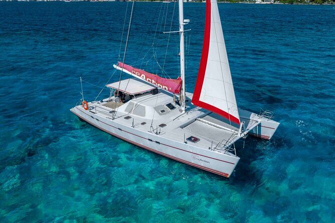 Catamaran to Isla Mujeres Kids Go Free! (Only Pay Dock Fee) - Key Points