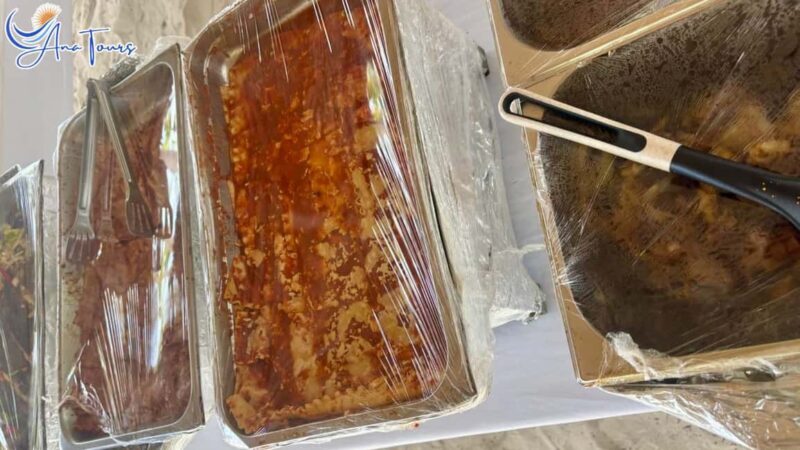 Catamaran Tour to Saona Island with Tropical Buffet Lunch - The Food and Beverage Experience