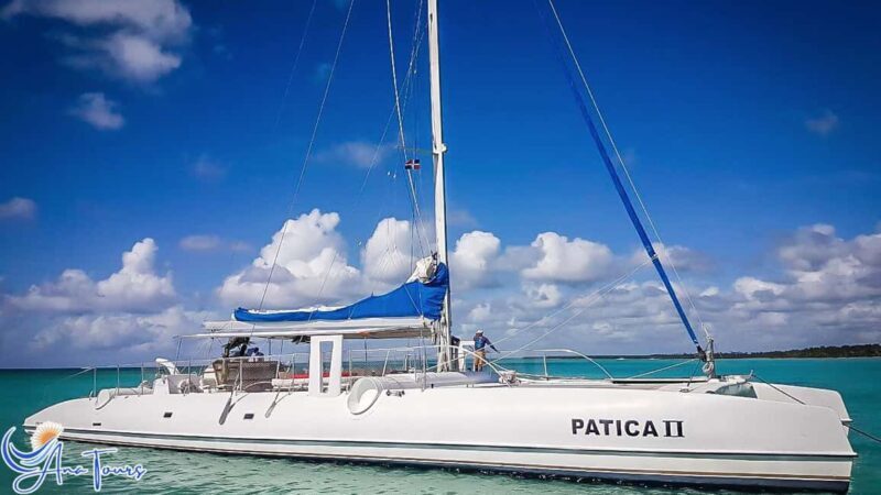 Catamaran Tour to Saona Island with Tropical Buffet Lunch - Who Should Consider This Tour?