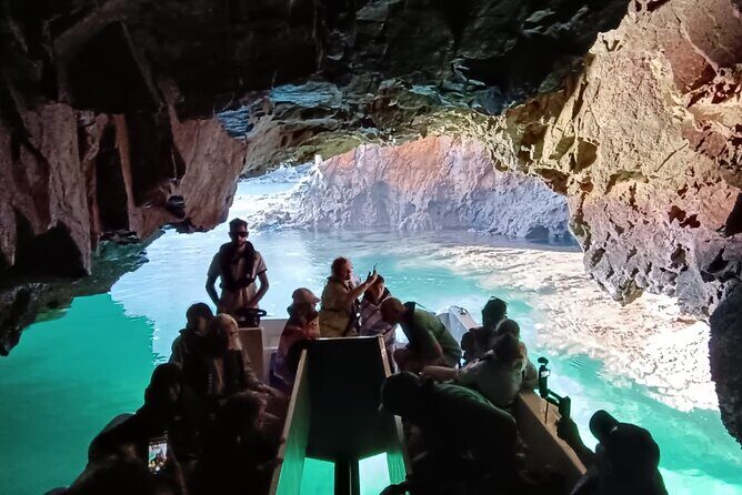 Catamaran trip to Berlengas Island + visit to the caves - An In-Depth Look at the Berlengas Catamaran Tour