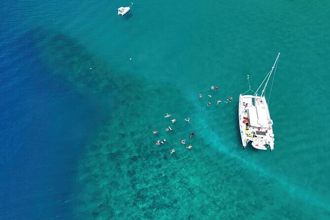 Catamaran with jacuzzi for groups Lunch and drinks Puerto plata - What’s the Value? Analyzing the Cost