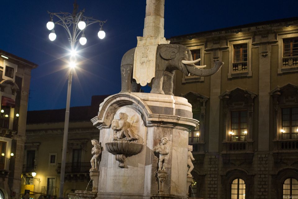 Catania: Evening City Secrets and Aperitif Tour - Savoring the Sicilian Aperitif Experience