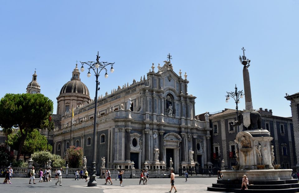 Catania: Private City Highlights Walking Tour - Private Tour With Guide