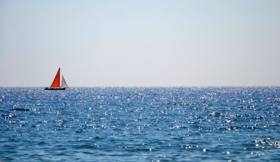 Catania: Sailing Tour to the Cyclops Riviera With Aperitif - Sailing Tour Highlights
