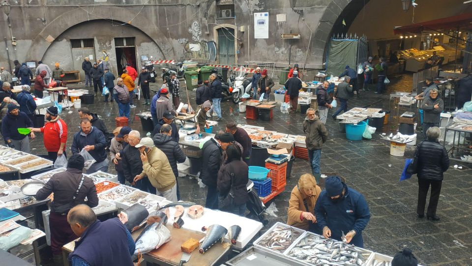 Catania Street Food Tour: Fish Market & City Centre - Guided Tour Insights