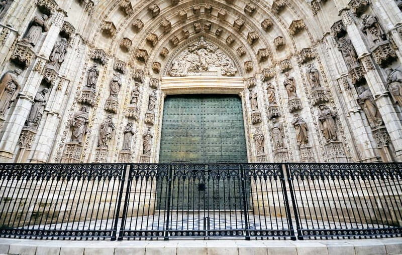 Cathedral and Giralda Entry Ticket with Audio Guide - An In-Depth Look at the Cathedral and Giralda Experience