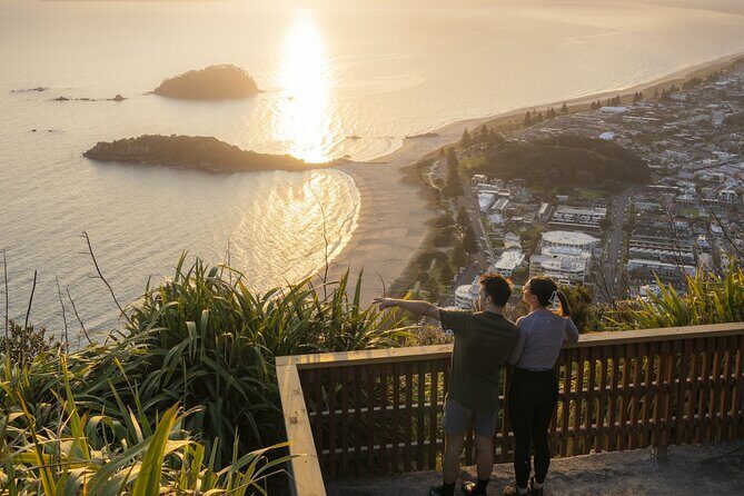 Cathedral Cove & Hot Water Beach with Lunch from Auckland - Who Should Consider This Tour?