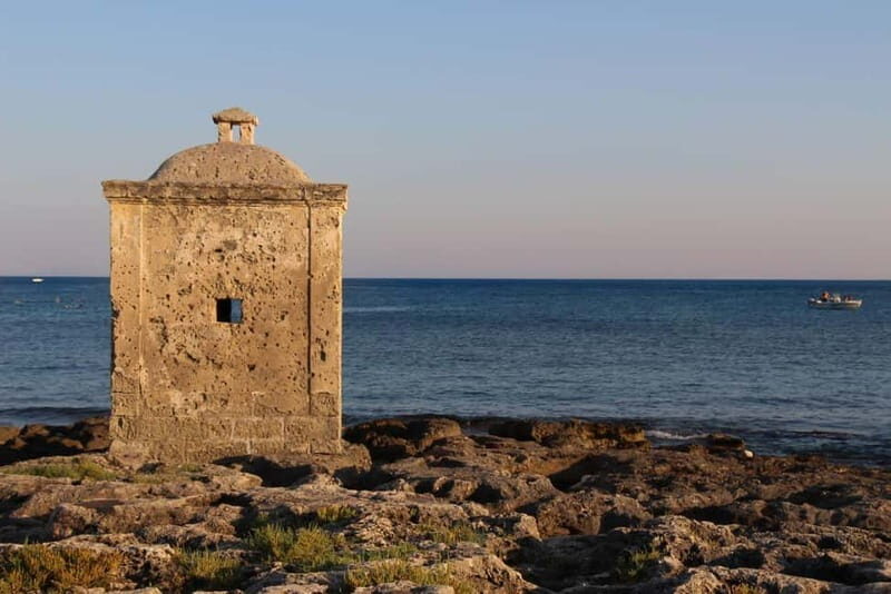 CAVES LEUCA TOUR WITH SKIPPER 3 HOURS - Key Points