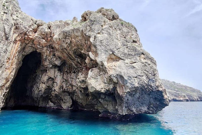 CAVES LEUCA TOUR WITH SKIPPER 3 HOURS - Practical Details & Value