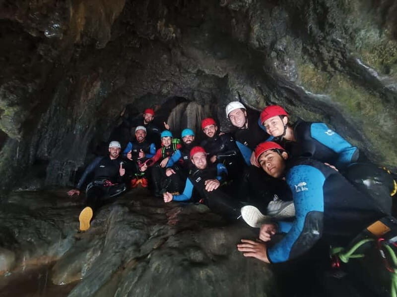 Cazorla: Beginners' Canyoning - Canyoning Experience. - An Authentic Introduction to Canyoning