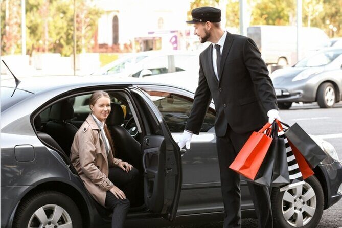 CDG - ORLY (ORY) airport to Paris, with a fluent English driver - Breakdown of the Experience