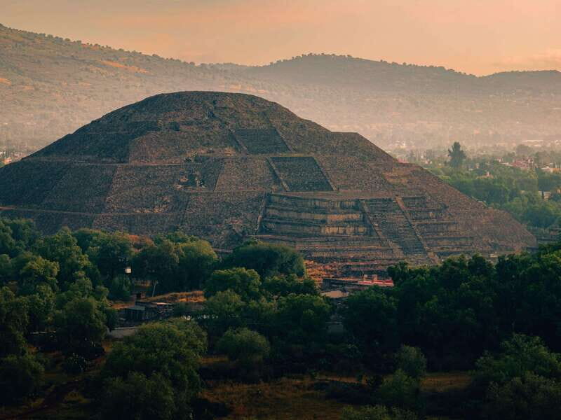 CDMX: enjoy the pyramids of Teotihuacan and the Basilica of Guadalupe - The Details: What Makes This Tour Stand Out?