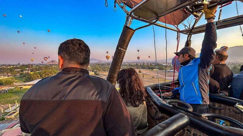 CDMX: Teotihuacan Balloon Flight with Optional Pyramids Tour - A Close Look at the Tour Experience