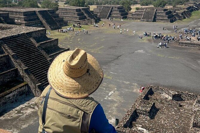 CDMX to La GRUTA Rest. to Teotihuacan Pyramids, PRIVATE (VIP) - What Makes This Tour Stand Out?
