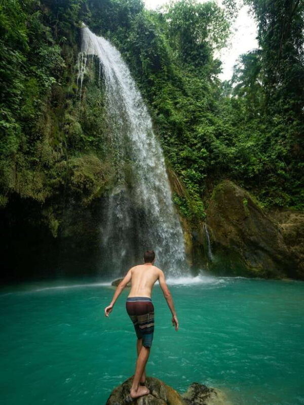 Cebu Oslob WhaleShark,Inambakan Falls& Moalboal Sardines Run - Introduction: What’s on Offer in Cebu?