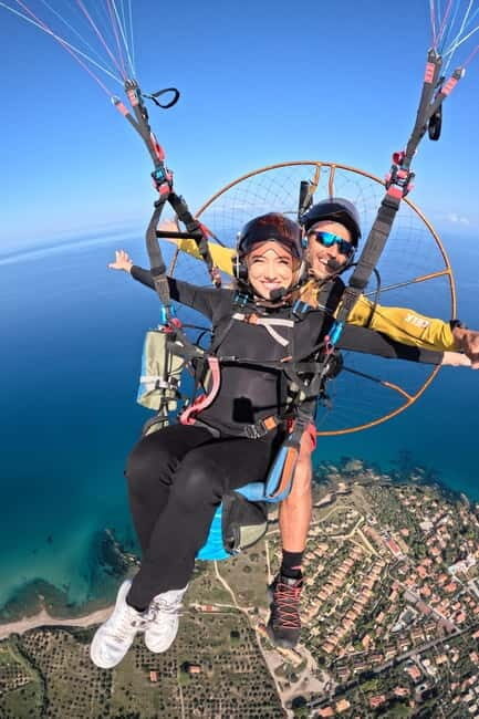 Cefalù: Paragliding flight with paramotor and GoPro13 video photos - Key Points