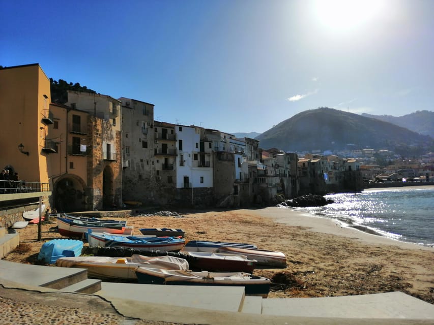 Cefalù: Street Food Tour With Tastings - Guided Tour Through the City