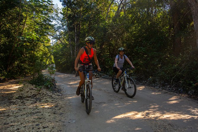 Cenotes Trail Jungle Bike Tour in Tulum With Lunch - Whats Included