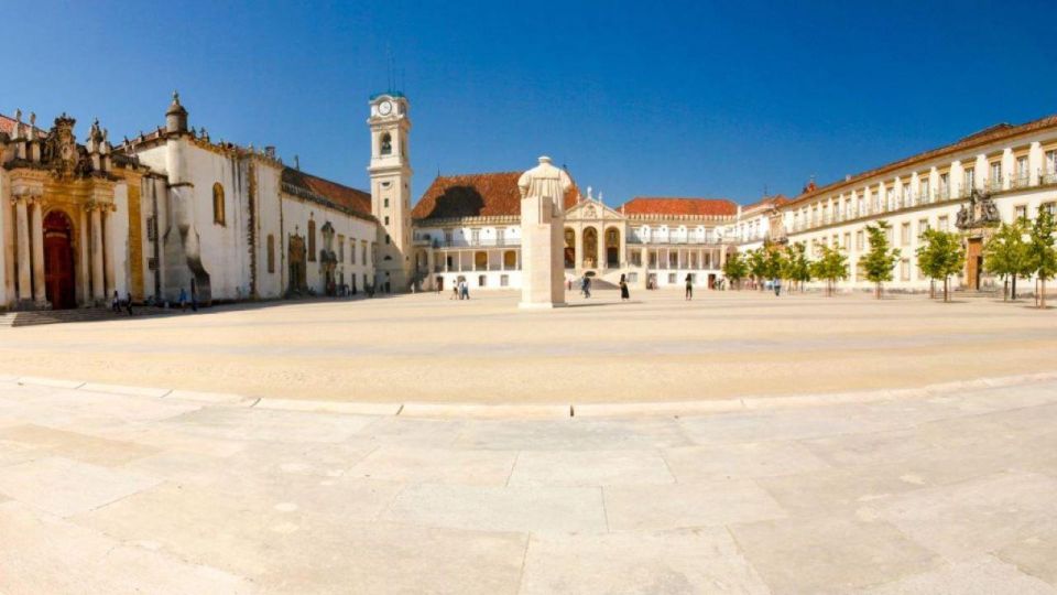 CENTER PORTUGAL: FULL DAY TOUR FROM COIMBRA TO FATIMA IN A MERCEDES V CLASS EXTENDED LONG - Key Points