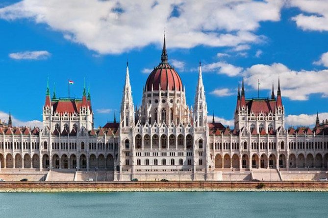 Central and Eastern Europe Highlights 7-Day Tour From Frankfurt - Meeting and Departure Details