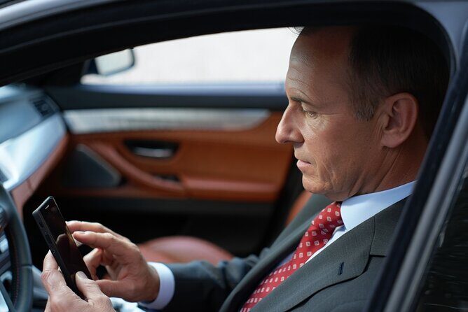 Central London to Portsmouth Cruise Port Private Transfer - Booking and Confirmation Process