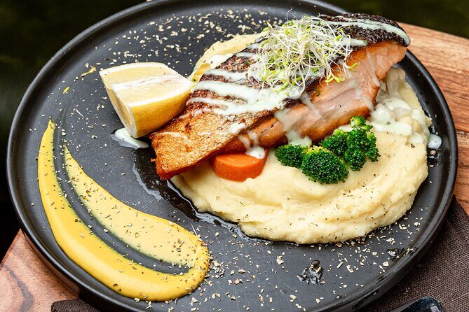 Central Park Cafe: Scenic Lunch & Dinner Experience in NYC - FAQs