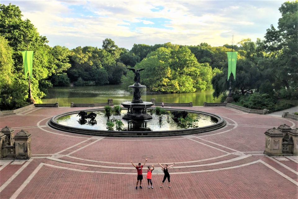Central Park: Highlights Running Tour - Breathtaking NYC Skyline Views