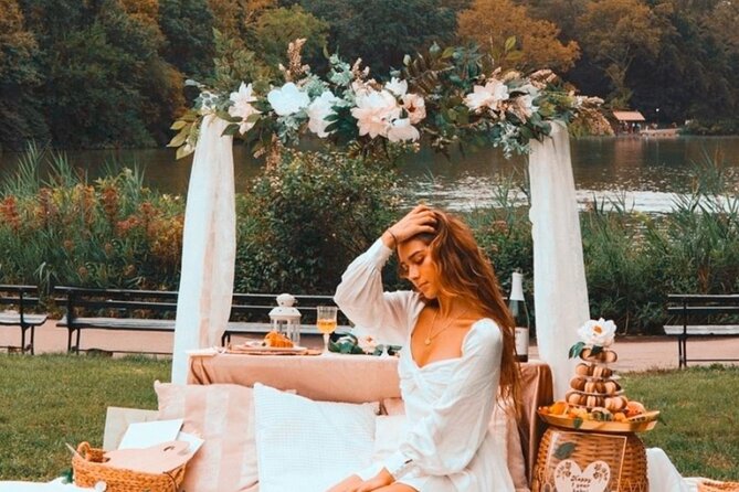 Central Park Luxury Picnic for 5 to 8 Person - Accessibility Features for All Guests