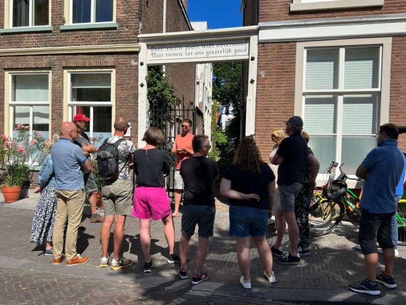 Centre the Hague on Foot With Wonderful Storyteller - 2hr - Guided Tour Experience