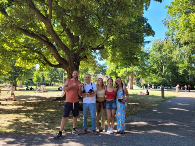 Centre the Hague on Foot With Wonderful Storyteller - 2hr - Customer Ratings and Feedback
