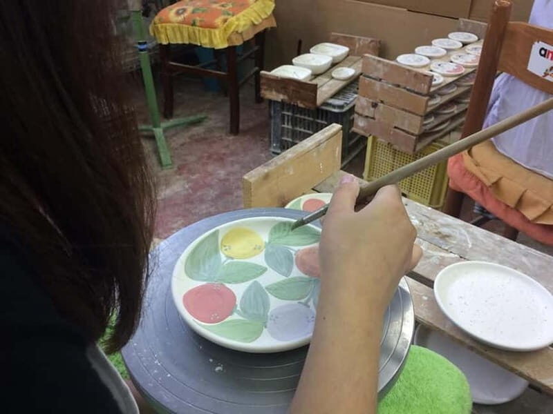Ceramic workshop in Catania with a local expert - A Deep Dive into the Catania Ceramic Experience