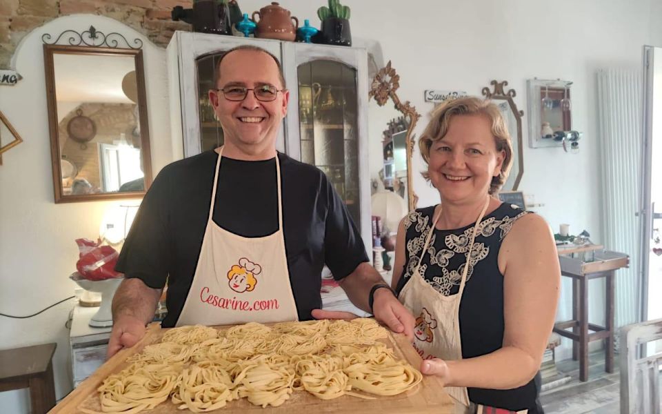 Certaldo: Typical Tuscan Cooking Class and Convivial Lunch - Typical Tuscan Wine Pairing