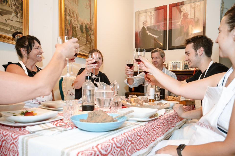 Cervia: Dining Experience at a Locals Home - Meeting Location and Timing