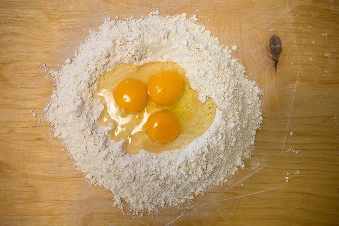 Cesarine: Home Cooking Class & Meal with a Local in Positano - The Experience’s Practical Details